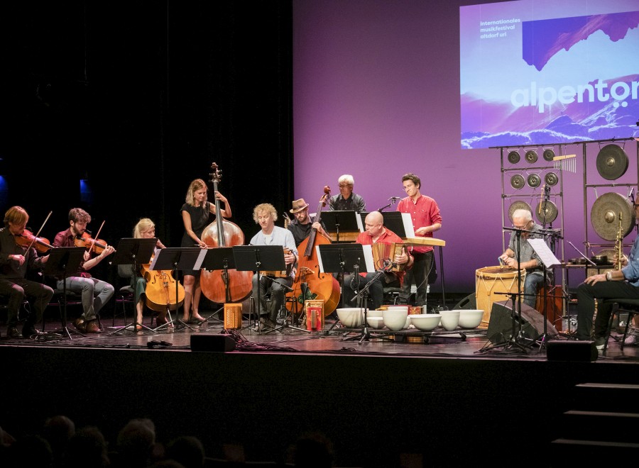 gallery/1628986650_la-ndlerorchester-0042