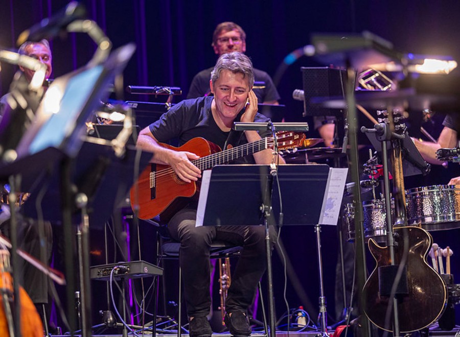 alpentoene-23-Fr-Gianluca Sala Gabriele Comeglio Theater Uri Hausorchester-c-emmanuelle-nemoz