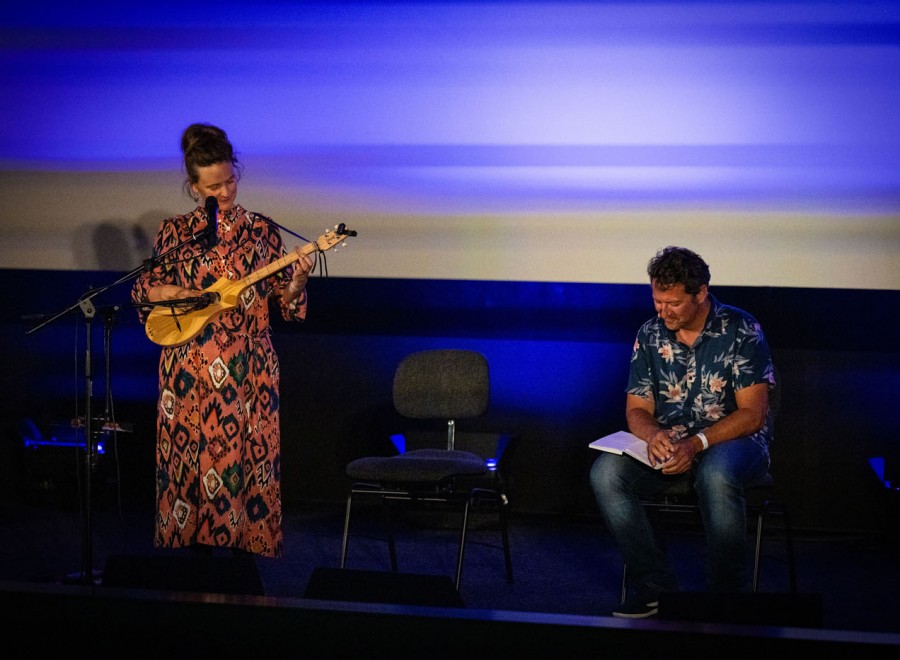 alpentoene-23-Fr-Rolf Hermann Nadja Stroller-c-emmanuelle-nemoz