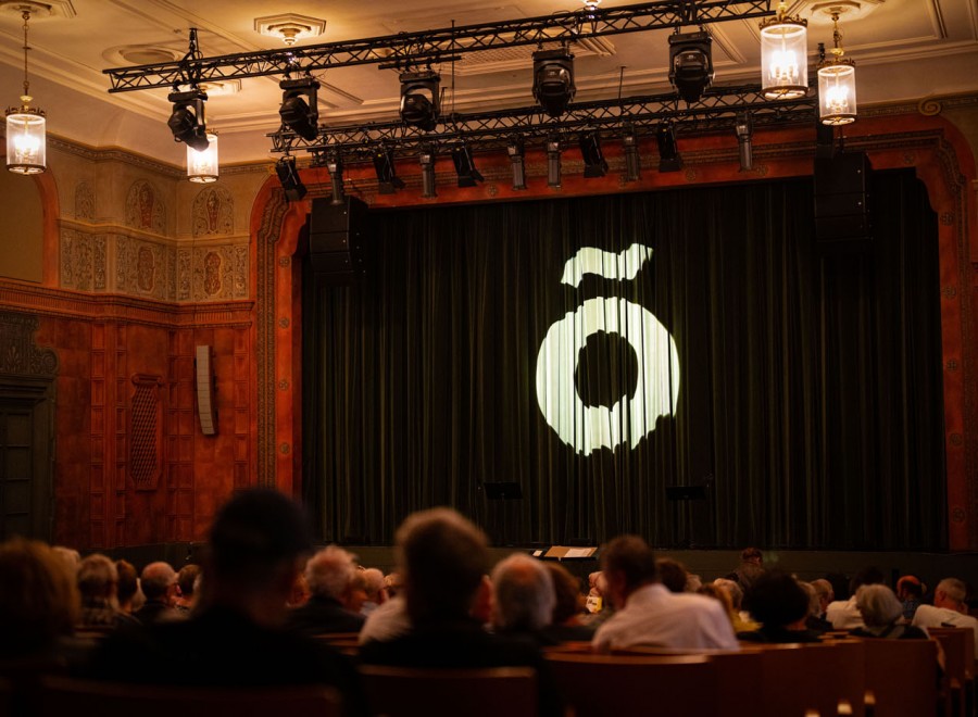 alpentoene-23-Do-Publikum-c-emmanuelle-nemoz