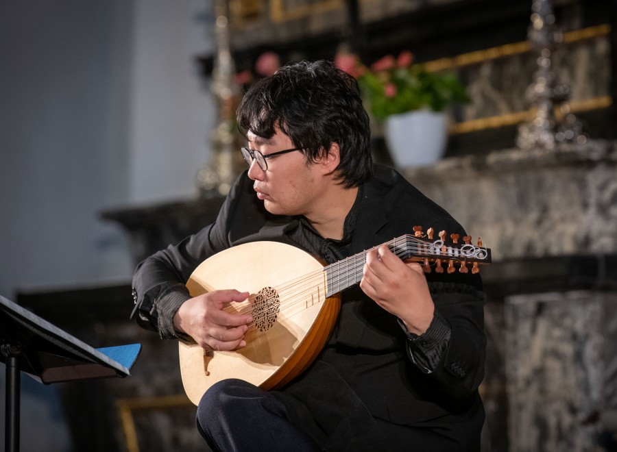 gallery/ensemble-phoenix-9367