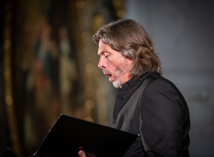 gallery/ensemble-phoenix-9391