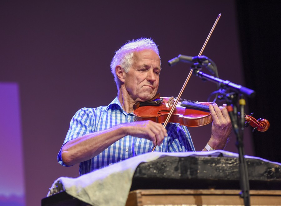 gallery/suhner-mueller-alder-8260