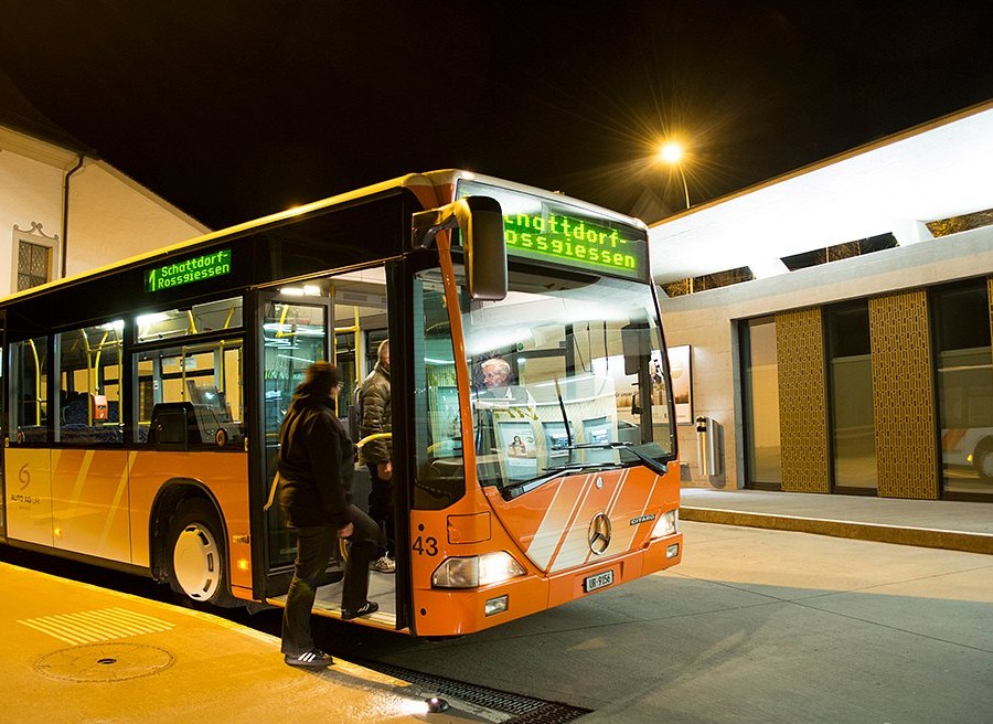 Nachtbus nach Flüelen-Gruonbach
